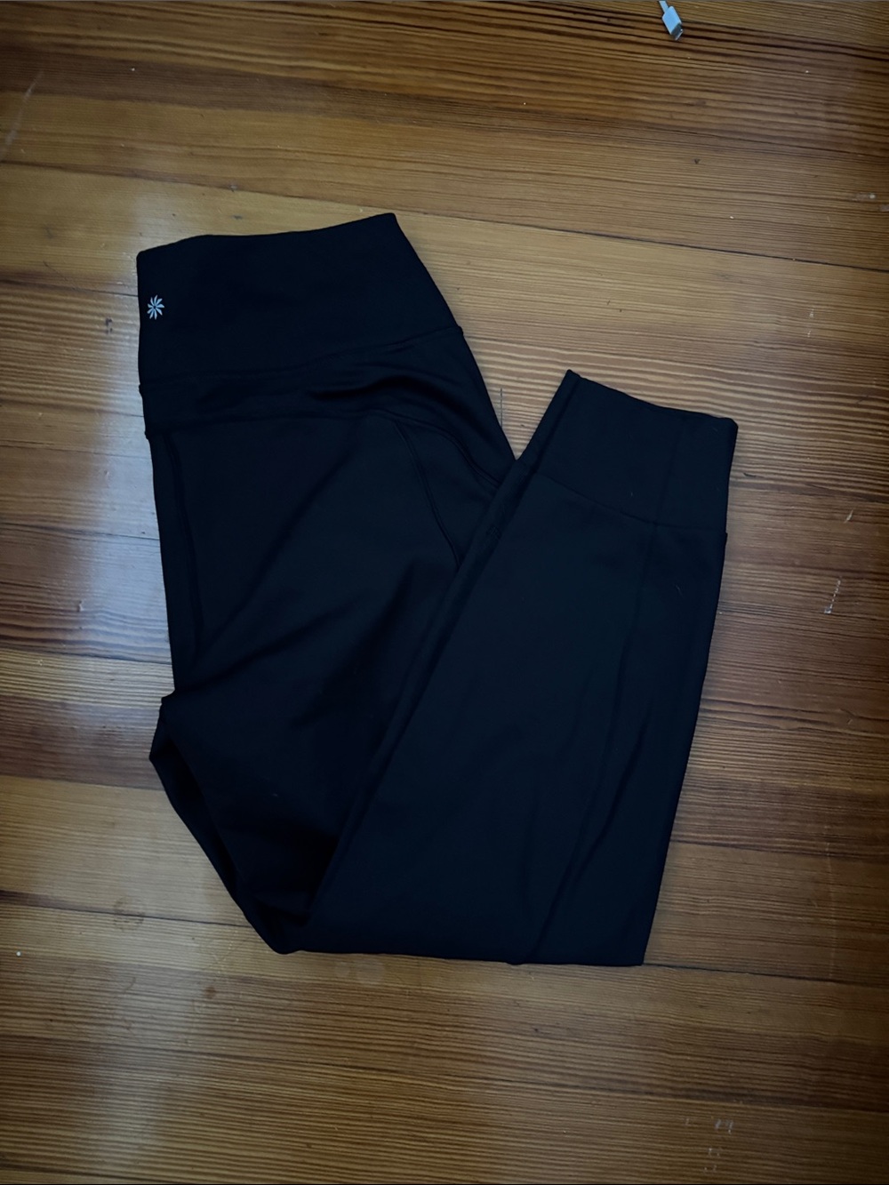 Athleta Midrise Rainier Joggers Fleece Lined moisture wicking winter pants